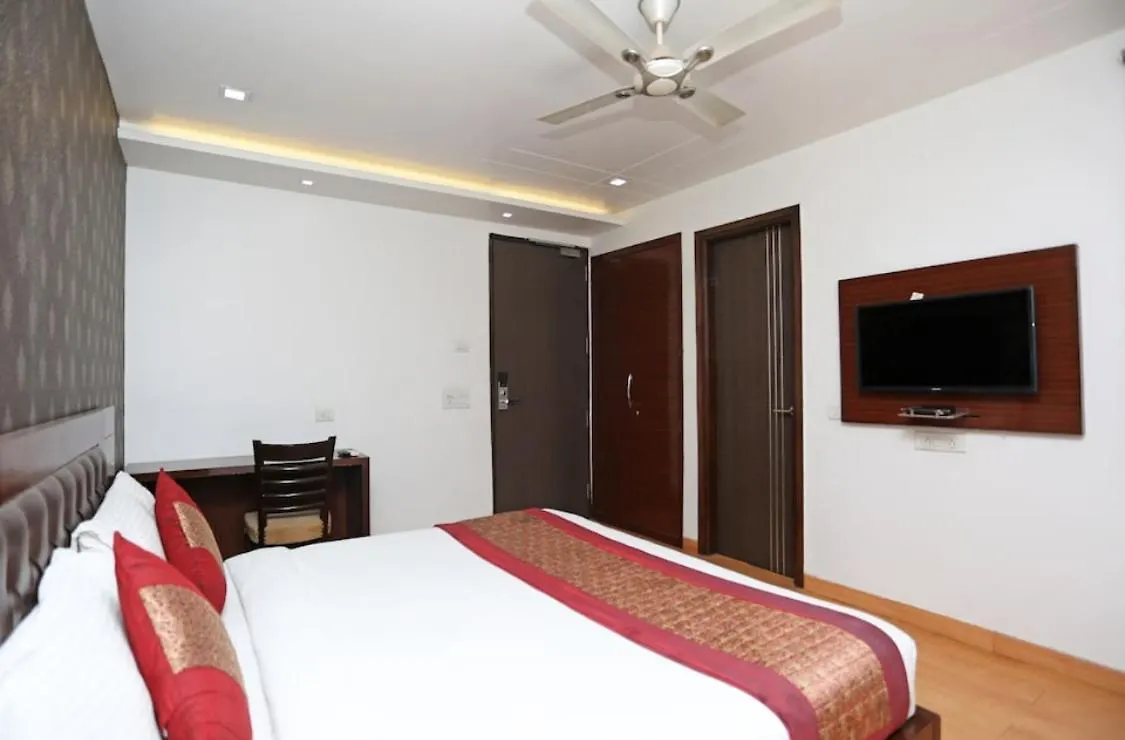 Hotel Mukund Residency And Banquet Delhi   Delhi (National Capital Territory of India)