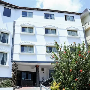 *** Hotel Oyo 24816 Days India